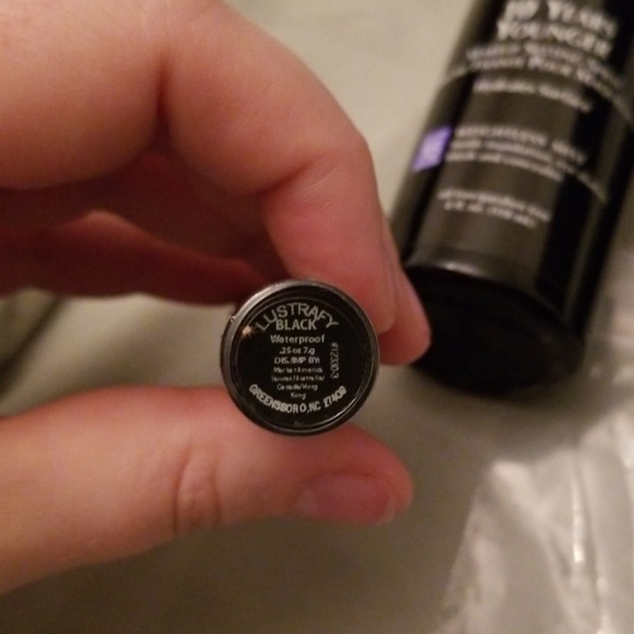 Motives Makeup kit *CLEAROUT* - Picture 5 of 7